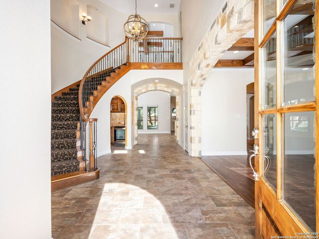 303 Regent Circle, San Antonio, TX 78231