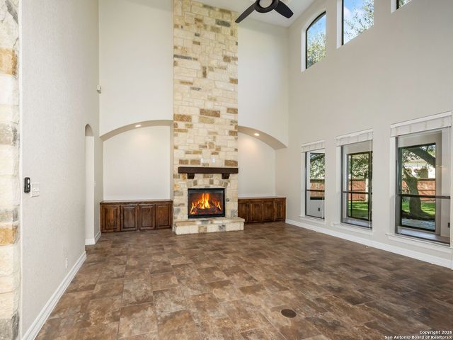 303 Regent Circle, San Antonio, TX 78231