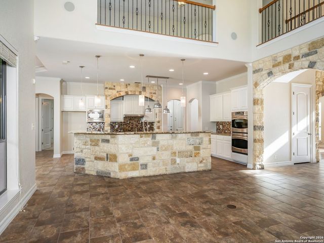 303 Regent Circle, San Antonio, TX 78231