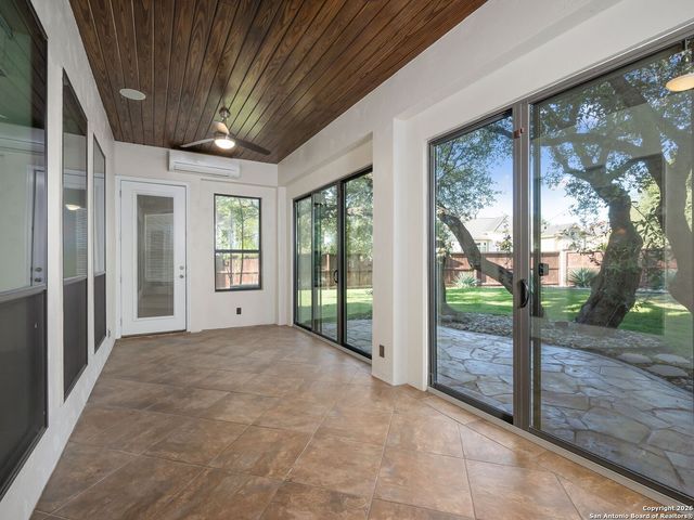 303 Regent Circle, San Antonio, TX 78231