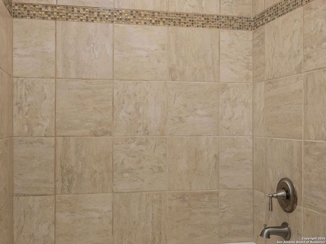 303 Regent Circle, San Antonio, TX 78231