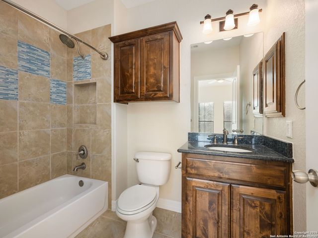 303 Regent Circle, San Antonio, TX 78231