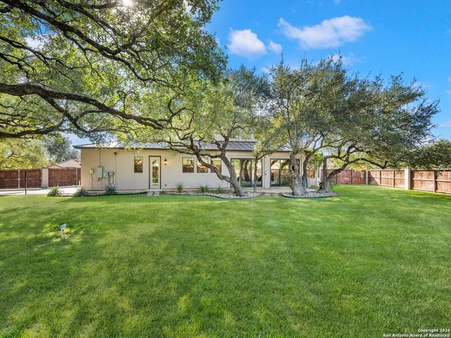 303 Regent Circle, San Antonio, TX 78231