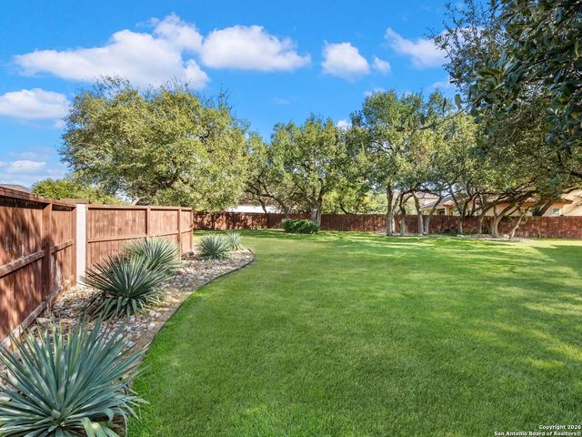 303 Regent Circle, San Antonio, TX 78231