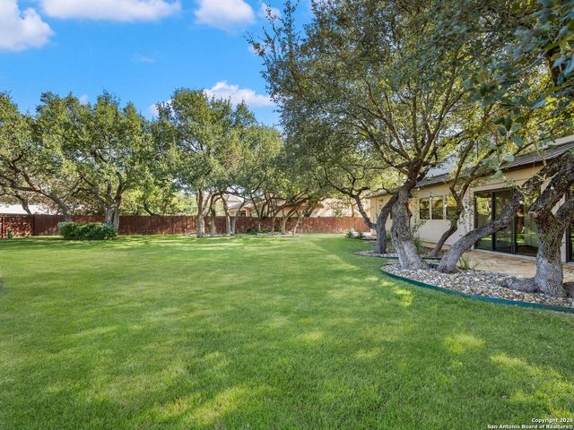 303 Regent Circle, San Antonio, TX 78231