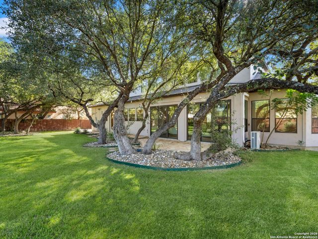 303 Regent Circle, San Antonio, TX 78231