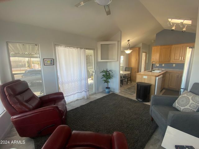 2205 W KLAMATH Avenue, Apache Junction, AZ 85119