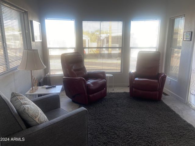 2205 W KLAMATH Avenue, Apache Junction, AZ 85119