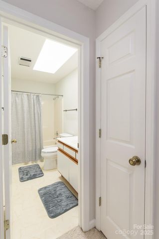 15 Cove Xing Road, Franklin, NC 28734