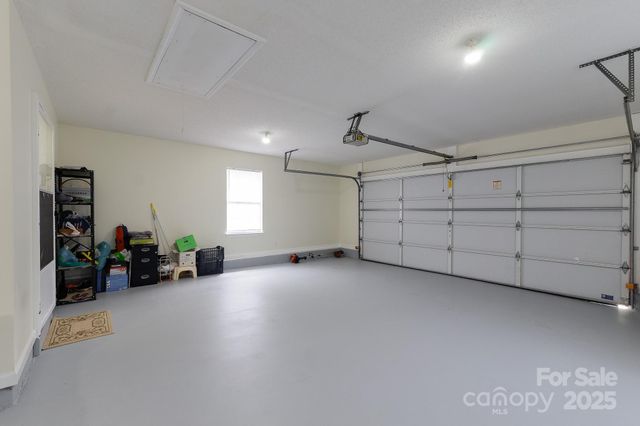 15 Cove Xing Road, Franklin, NC 28734