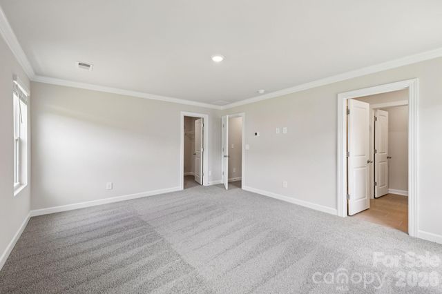 8124 Hidden Springs Trail, Charlotte, NC 28216