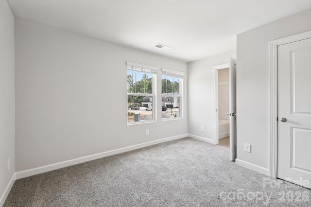 8124 Hidden Springs Trail, Charlotte, NC 28216