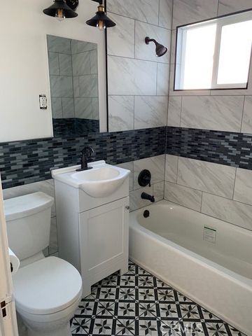 1240 W 22nd St, San Pedro, CA 90731