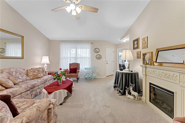 975 Richland Creek Avenue, Elkins, AR 72727