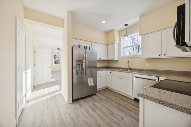 2127 James Avenue N, Minneapolis, MN 55411