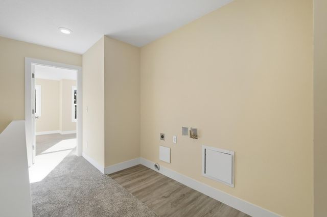 2127 James Avenue N, Minneapolis, MN 55411
