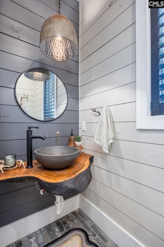 107 Admirals Point, Leesville, SC 29070