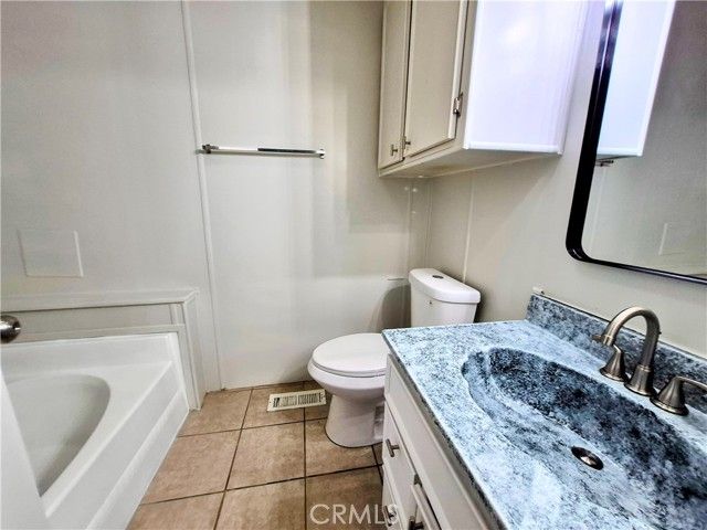 4040 Piedmont Drive 356, Highland, CA 92346