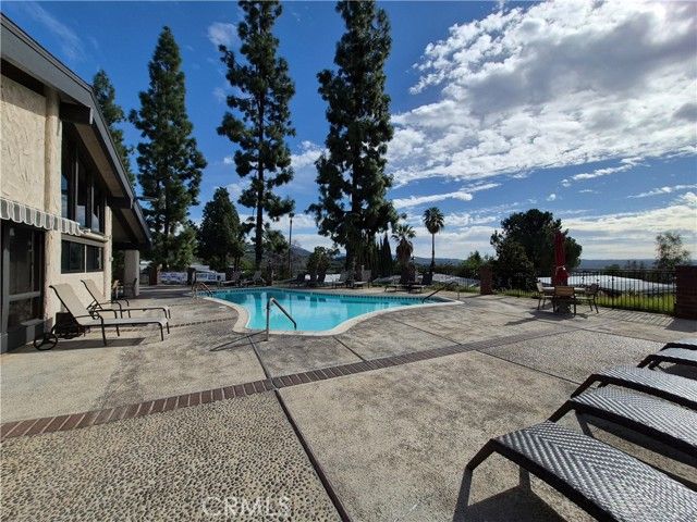 4040 Piedmont Drive 356, Highland, CA 92346