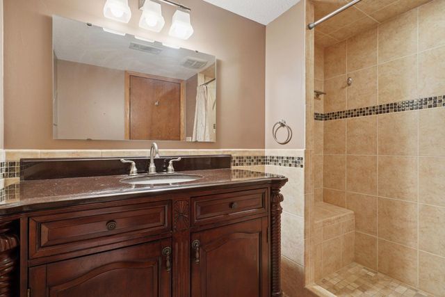 1845 Texas Avenue S, Saint Louis Park, MN 55426