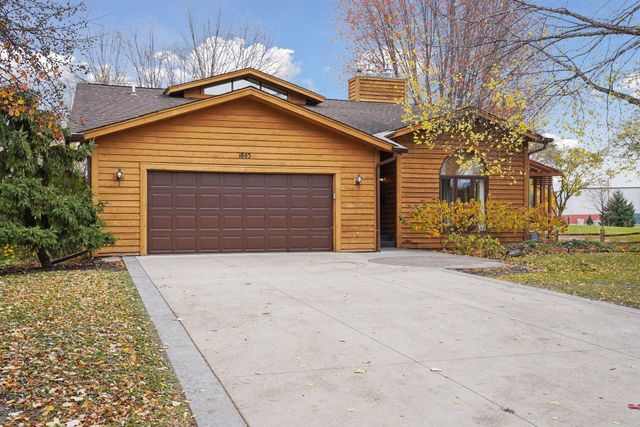 1845 Texas Avenue S, Saint Louis Park, MN 55426