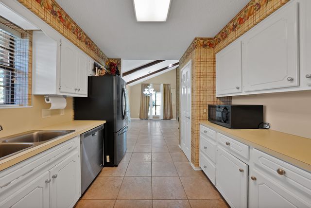 220 Rs County Road 3430, Emory, TX 75440