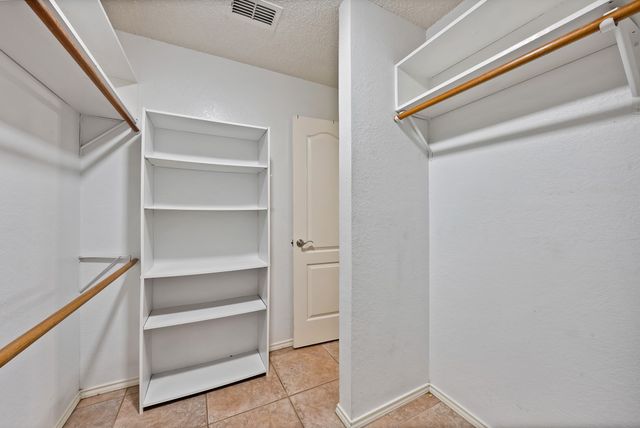 220 Rs County Road 3430, Emory, TX 75440