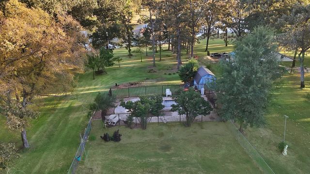 220 Rs County Road 3430, Emory, TX 75440