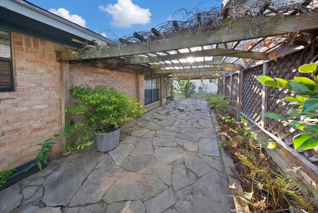 220 Rs County Road 3430, Emory, TX 75440