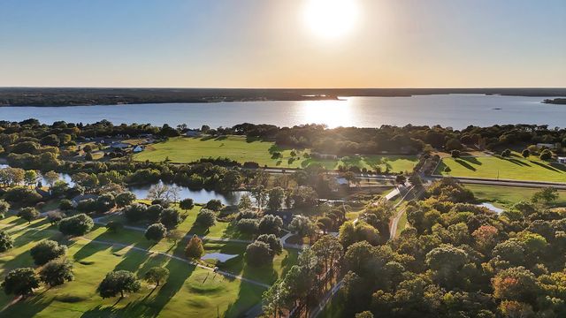 220 Rs County Road 3430, Emory, TX 75440