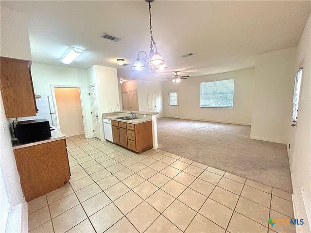 820 N Beal Street, Belton, TX 76513