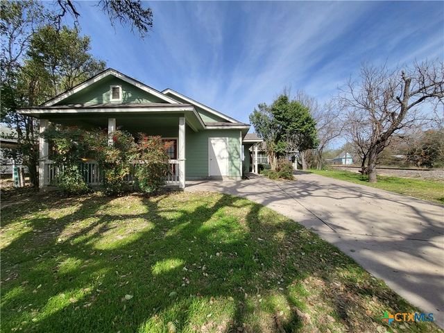 820 N Beal Street, Belton, TX 76513