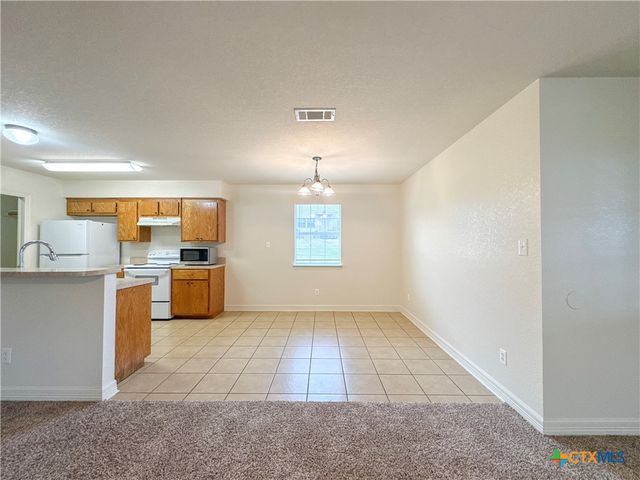 820 N Beal Street, Belton, TX 76513