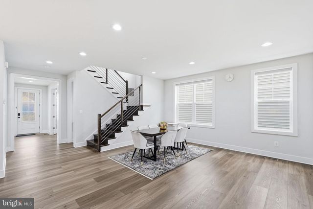 41961 BLAIR WOODS DR, Brambleton, VA 20148