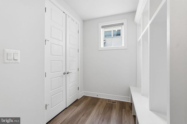 41961 BLAIR WOODS DR, Brambleton, VA 20148