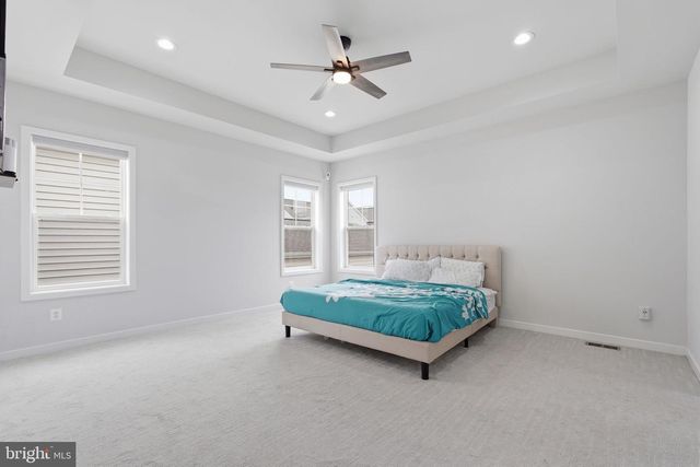 41961 BLAIR WOODS DR, Brambleton, VA 20148