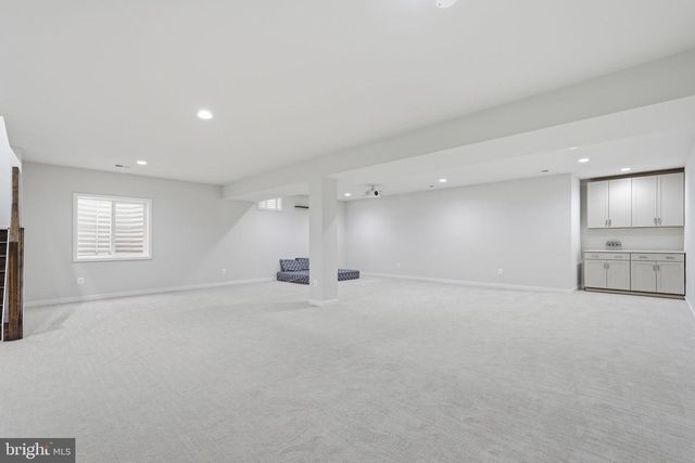 41961 BLAIR WOODS DR, Brambleton, VA 20148