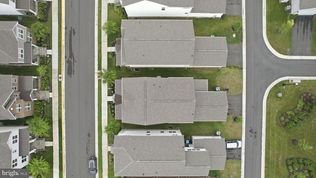 41961 BLAIR WOODS DR, Brambleton, VA 20148