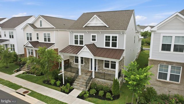 41961 BLAIR WOODS DR, Brambleton, VA 20148