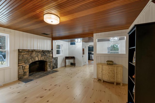 40 Emery Lane, Wakefield, NH 03830
