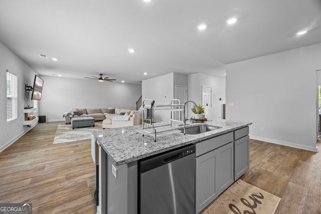 567 Overlook Road, Covington, GA 30014