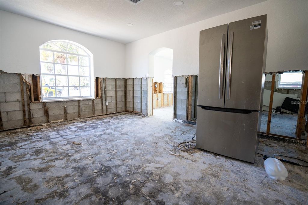 Image 11 of property listing at 7951 GULF BOULEVARD, St Pete Beach, FL 33706