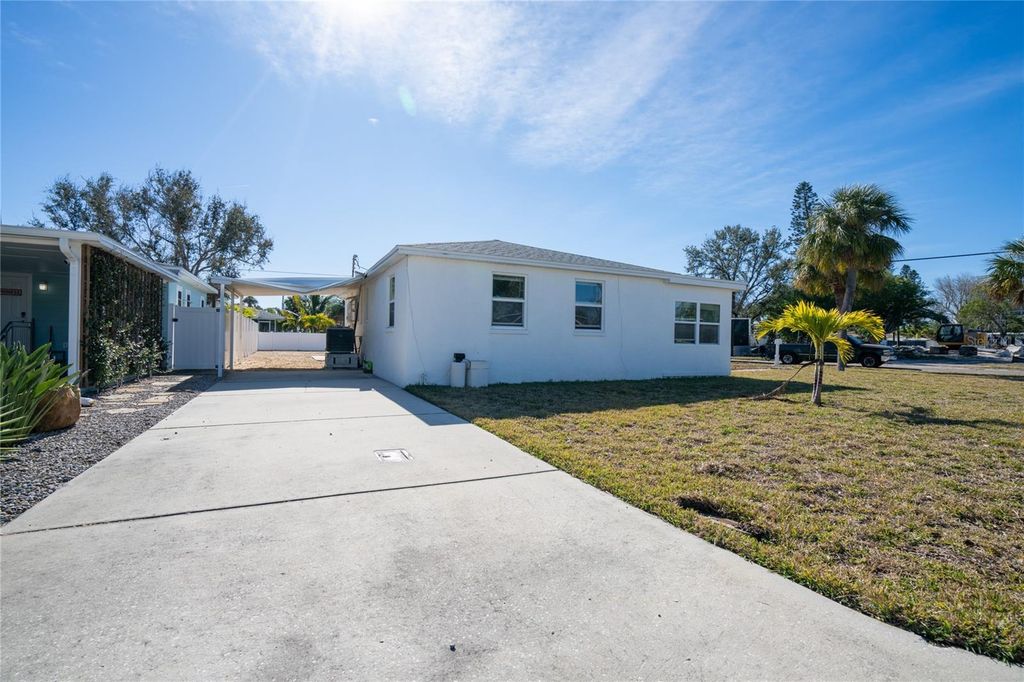 Image 26 of property listing at 7951 GULF BOULEVARD, St Pete Beach, FL 33706