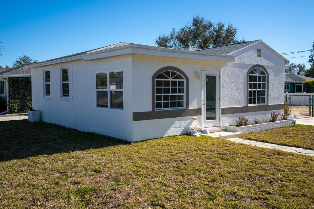 Image 28 of property listing at 7951 GULF BOULEVARD, St Pete Beach, FL 33706