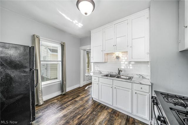 3106 Hillcrest Avenue, Cleveland, OH 44109