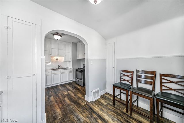 3106 Hillcrest Avenue, Cleveland, OH 44109