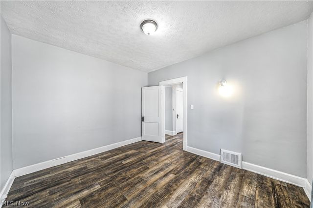 3106 Hillcrest Avenue, Cleveland, OH 44109