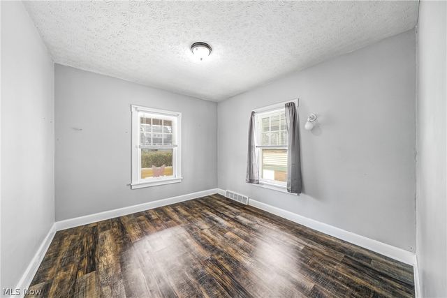 3106 Hillcrest Avenue, Cleveland, OH 44109