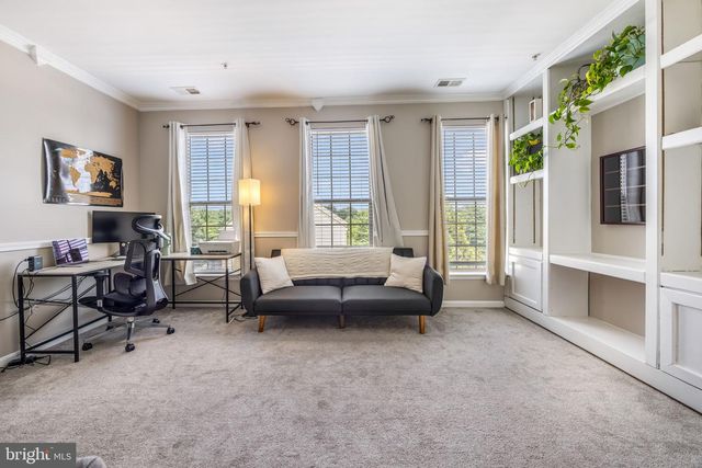 7844 CEDAR BRANCH DR, Gainesville, VA 20155