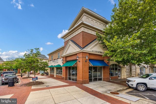7844 CEDAR BRANCH DR, Gainesville, VA 20155